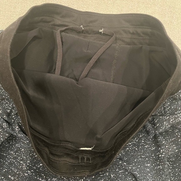 [S/M]Lululemon T.H.E. Short *Luxtreme Liner 9"
Inked Light Cast Black Men's - Picture 7 of 11